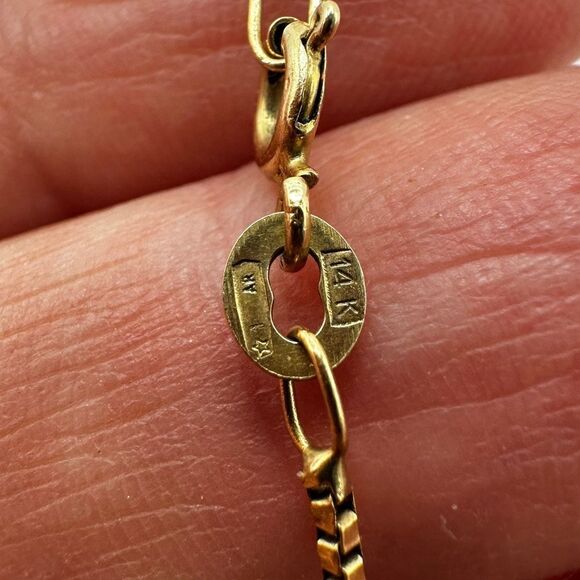 22" 14k YG box chain andā9x11mm oval cut Blue Topaz 14kt YG pendant necklace! - Picture 12 of 14